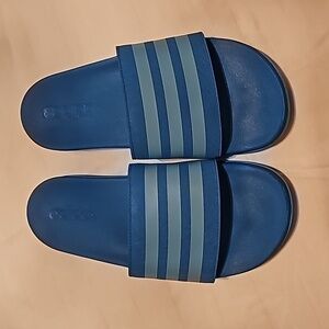 Adidas Adilette Slides size 5 blue